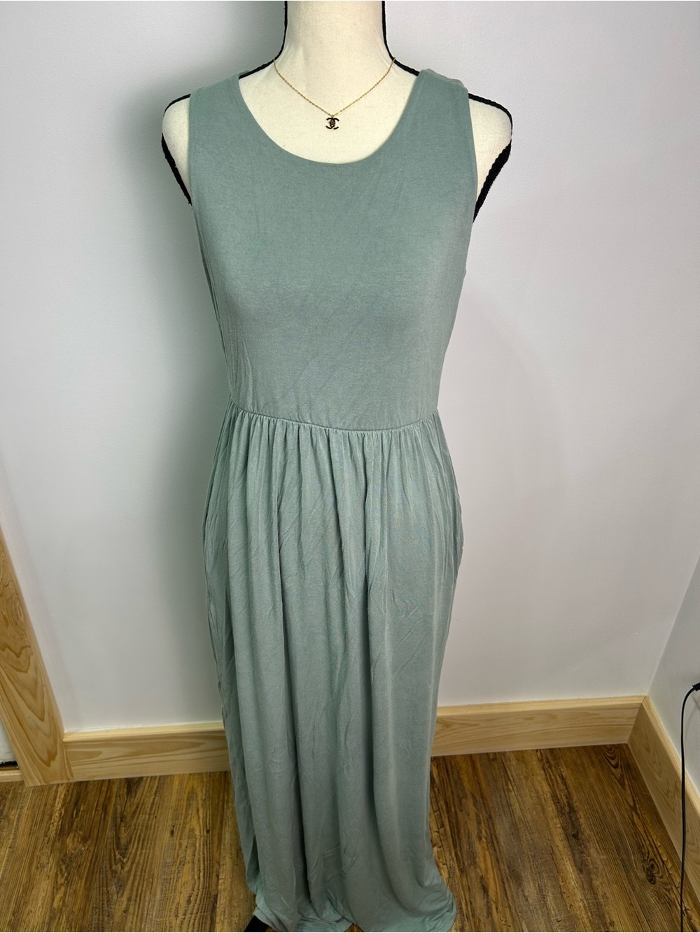 NWOT Twenty Two Sleeveless Maxi Dress in Sage Green with Gathered Waist